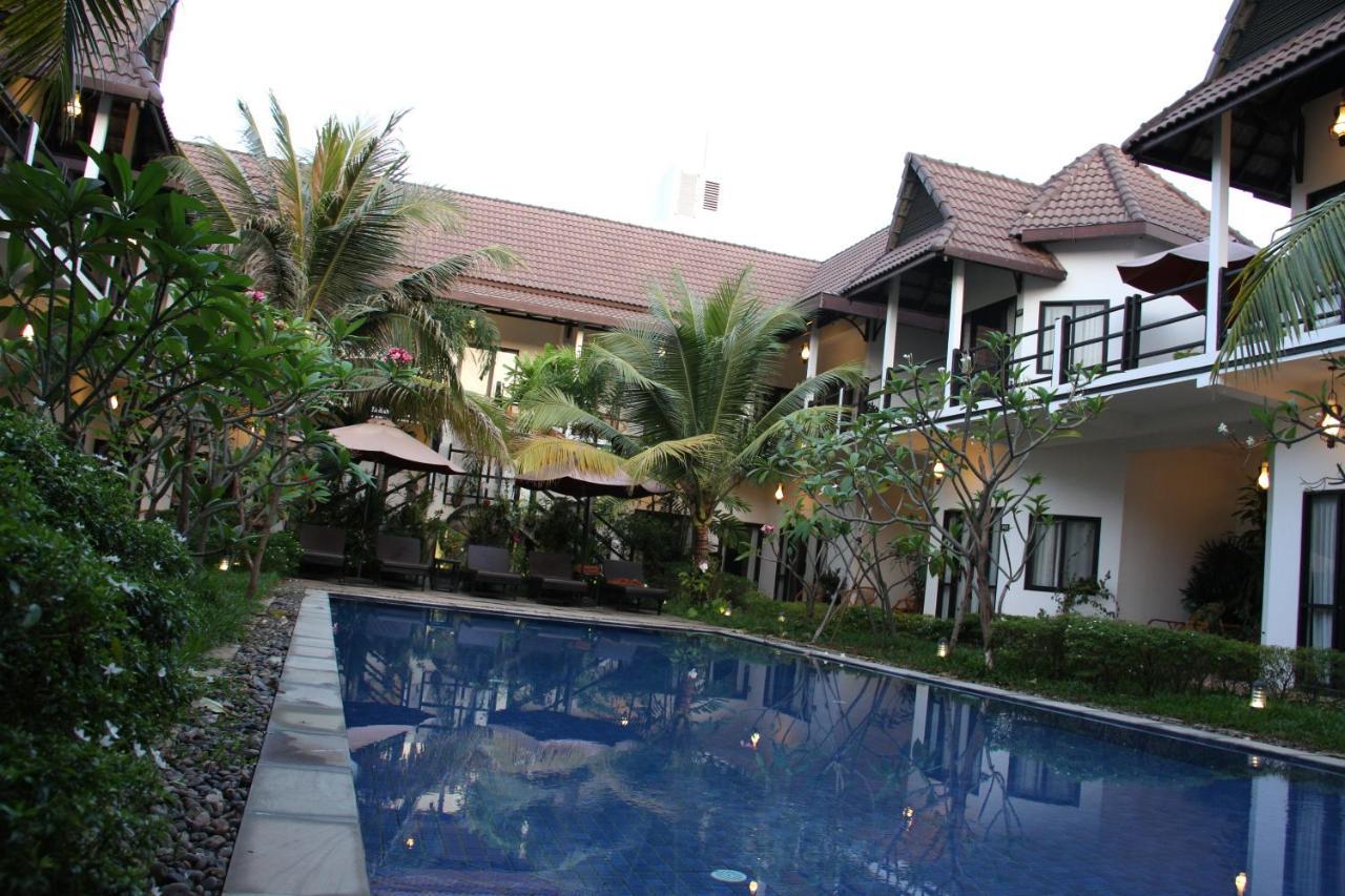 S.R Sofia Villa Hotel Siem Reap Zewnętrze zdjęcie